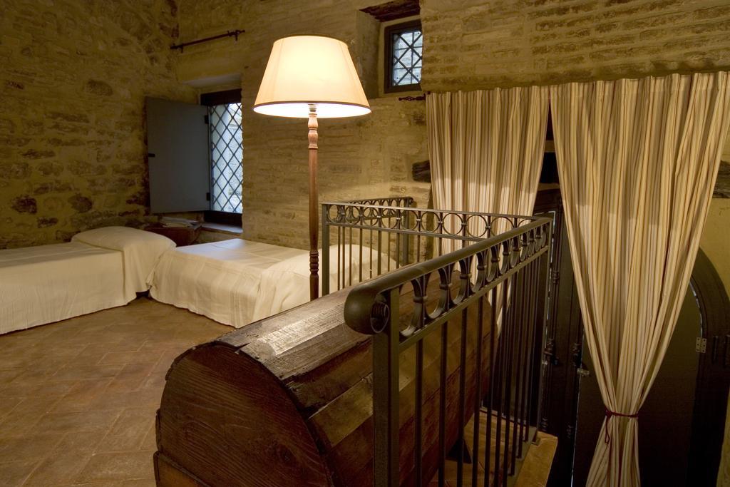 L'Arco Romanico Montefalco Ngoại thất bức ảnh
